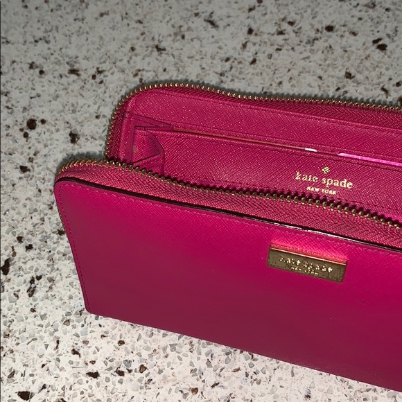 Authentic Pink Kate Spade Wallet - Picture 4 of 4